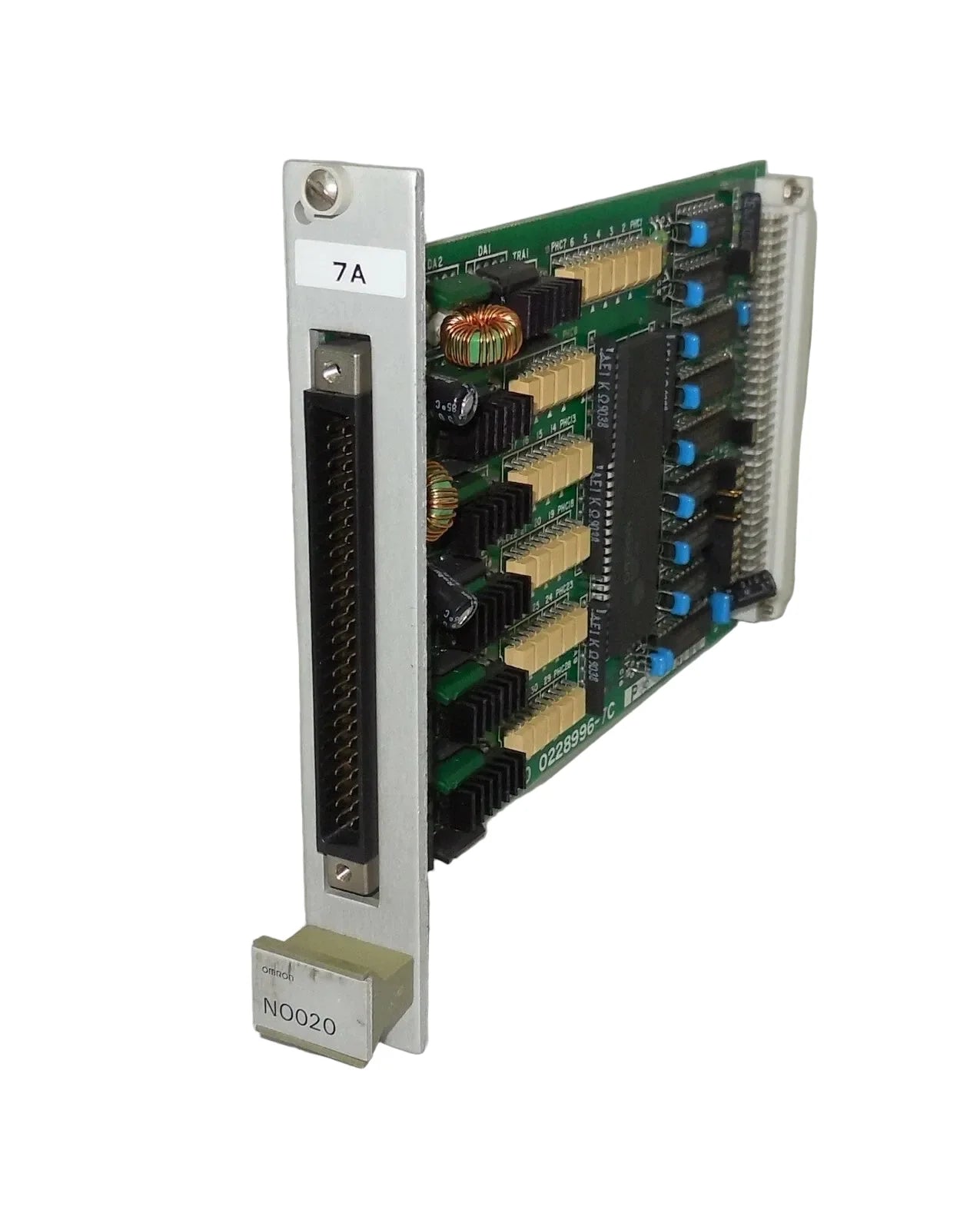 3G8B2-NO020 | Omron PLC Output Module PCB Assembly
