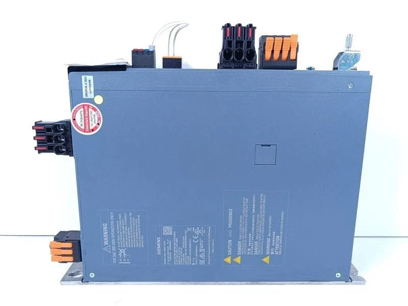 Siemens 6SL3210-5HE13-5UF0 SINAMICS S210 3.5kW Servo Drive 200-480V 3AC Frame C