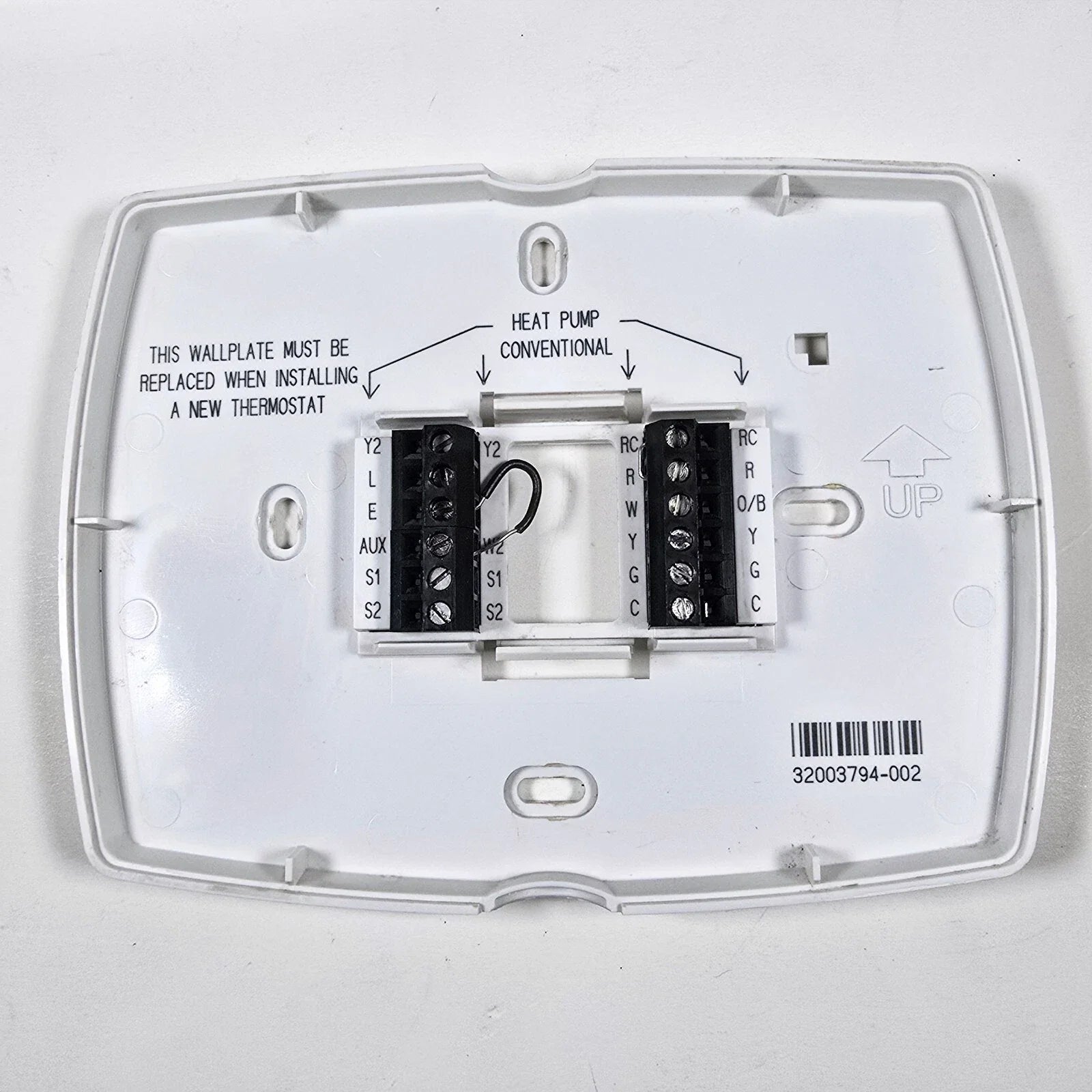 TH8320U1008 | Honeywell Vision PRO 8000 Touchscreen Programmable Thermostat