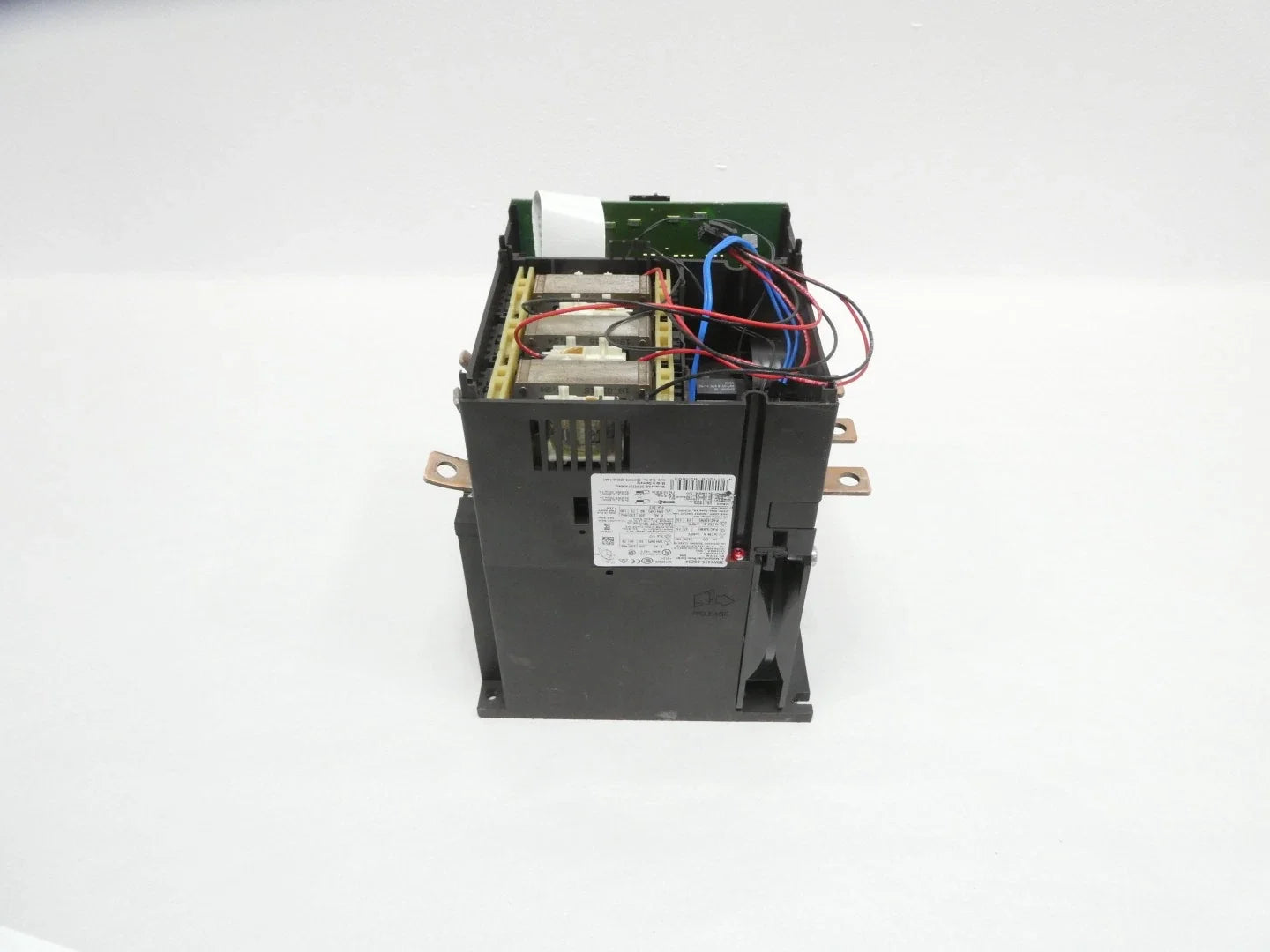 Siemens 3RW4435-6BC34 SIRIUS Soft Starter 200-460VAC 3-Phase 150HP 203A