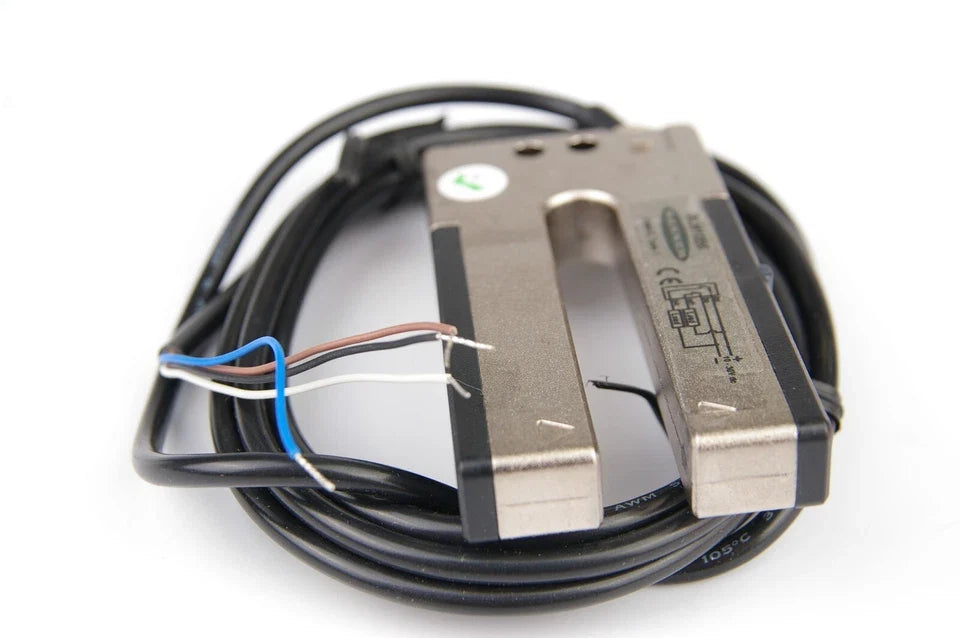 SLM10B6 | Banner SLM Slot Sensor, 10 mm Gap, 10–30 VDC