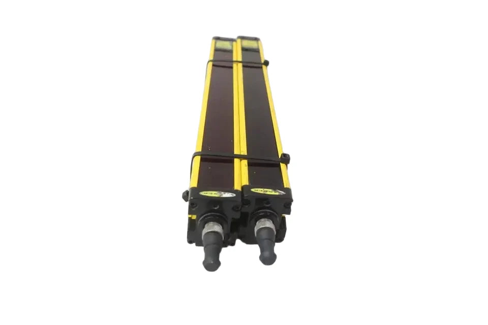 SLSCE30-300Q8 | Banner Engineering Type 4 Safety Light Curtain Emitter 300 mm