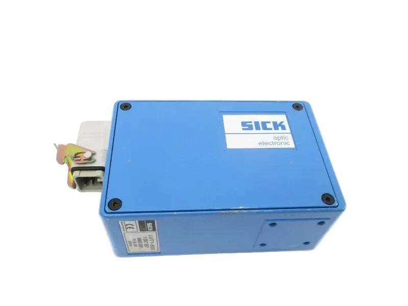 LUT1-500 | SICK Luminescence Sensor with PNP Output and Fiber Optic Cable