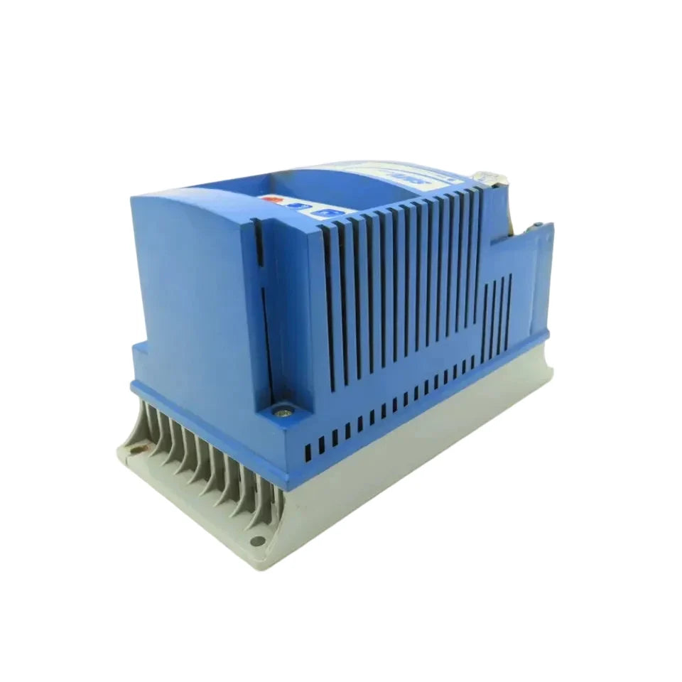 E82EV551-4C | Lenze 8200 Vector Servo Inverter 0.55 kW 400–500 VAC