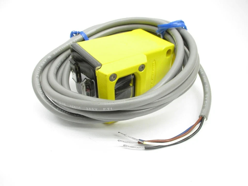 Q45BB6D | Banner Q45 Diffuse Photoelectric Sensor, 450 mm, 10–30 VDC