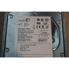 Carregar imagem no visualizador da galeria, Dell GY581 73GB 15K 3.5" LFF SAS 3Gbps Hard Drive w/ Tray ST373455SS 9Z3066-054 102646335383-FoxTI
