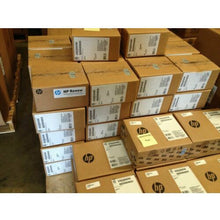 Carregar imagem no visualizador da galeria, P10448-B21 P10604-001 HPE 960GB SAS 12G MU 2.5" SFF Value SAS DS SSD HPE disco - MFerraz Tecnologia
